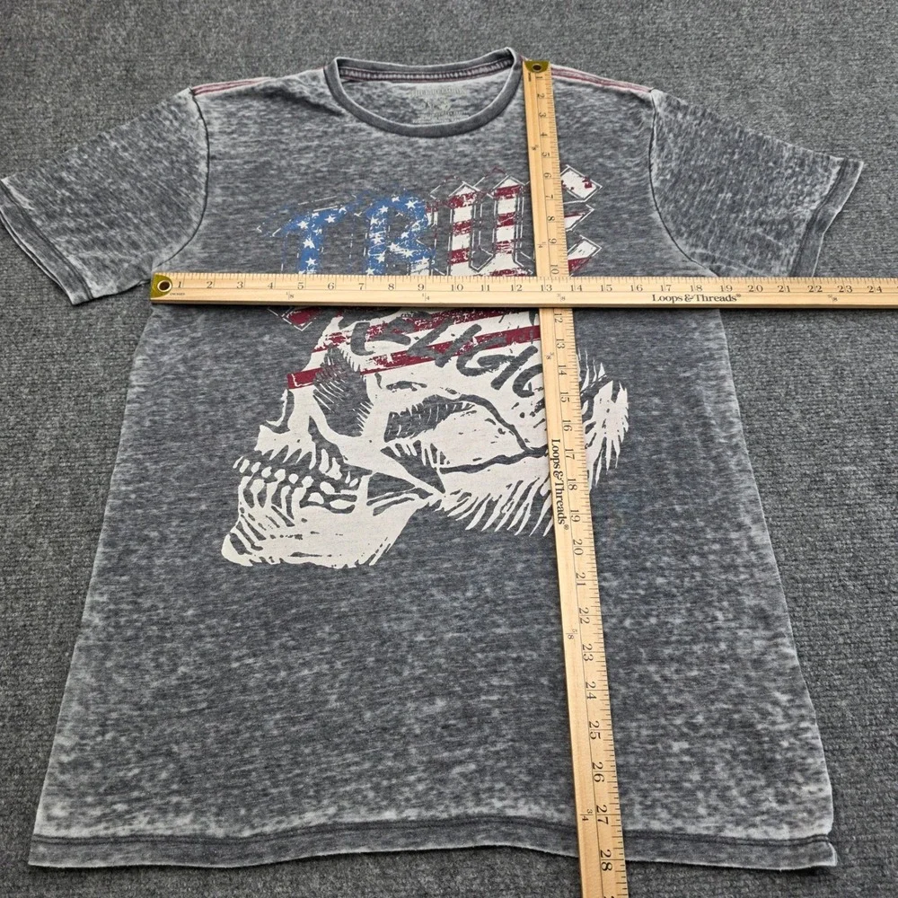 True Religion Shirt Mens Medium M Gray Acid Wash Burnout Skull American Flag Tee